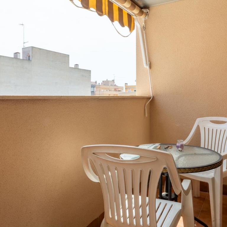 Apolo66-3 - Apartamento Deluxe de 2 dormitorios con vistas al jardín - 3