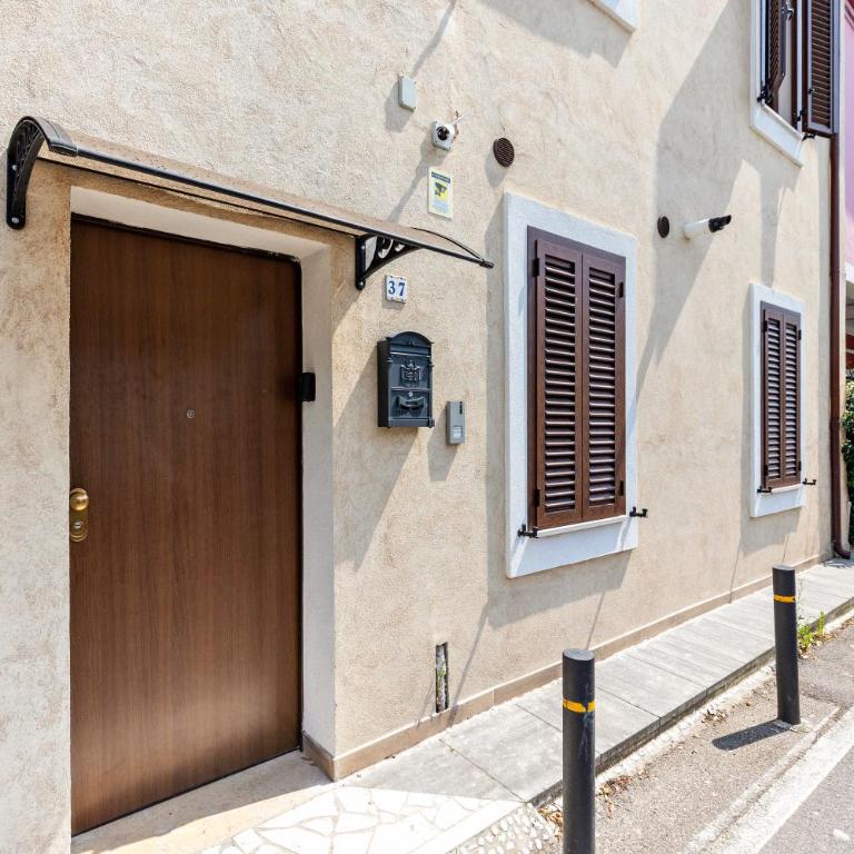 House Verona Fh - Two-Bedroom Deluxe Apartment with Balcony - 20