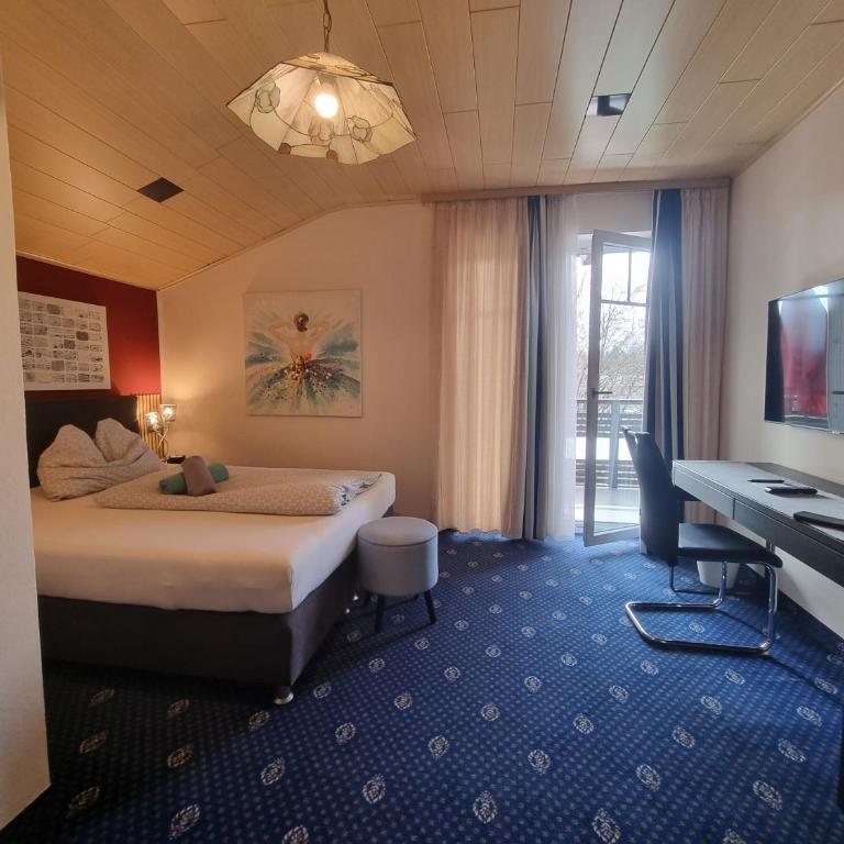 Simply Rooms - Doppelzimmer mit Balkon - 2