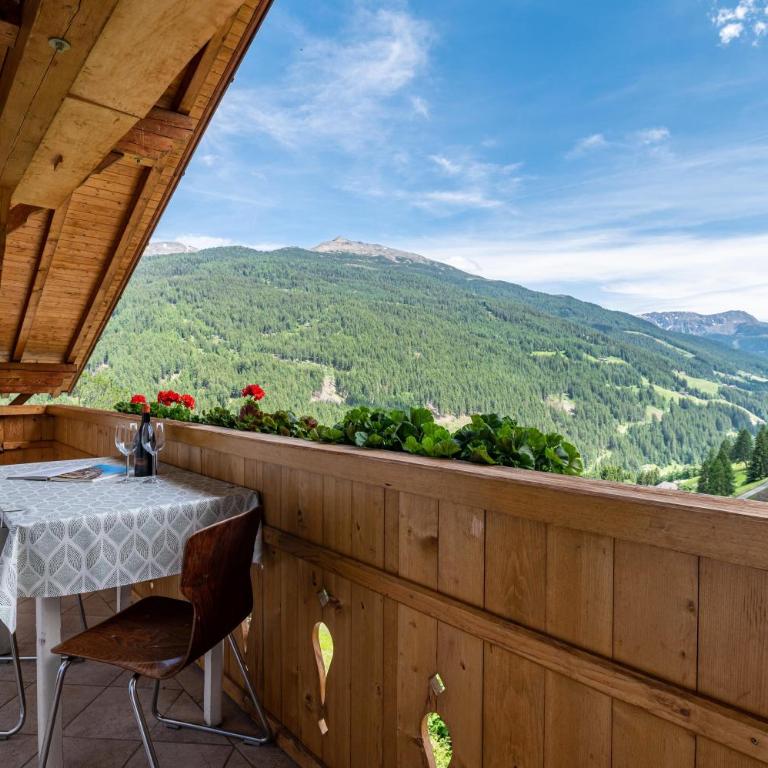Eggerhof im Sarntal - Premium Apartment mit 3 Schlafzimmern und Balkon - 2