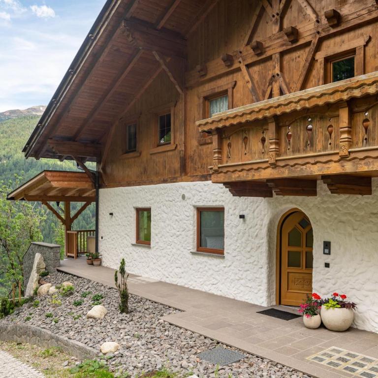 Eggerhof im Sarntal - Premium Apartment mit 3 Schlafzimmern und Balkon - 1