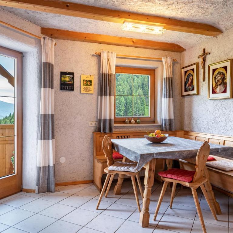 Eggerhof im Sarntal - Premium Apartment mit 3 Schlafzimmern und Balkon - 4