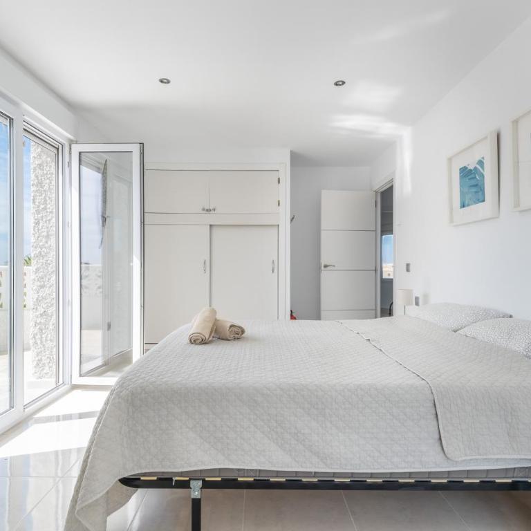 Modern villa with great location - Villa con vistas al mar - 15