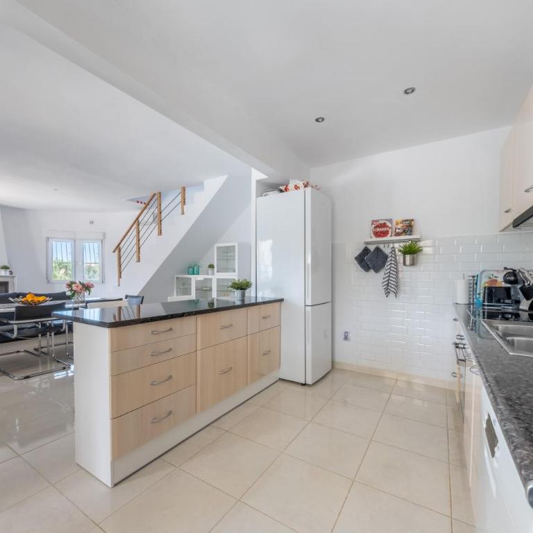 Modern villa with great location - Villa con vistas al mar - 8