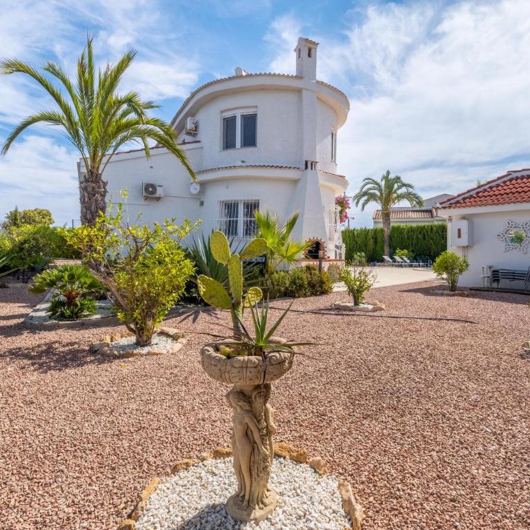 Modern villa with great location - Villa con vistas al mar - 4