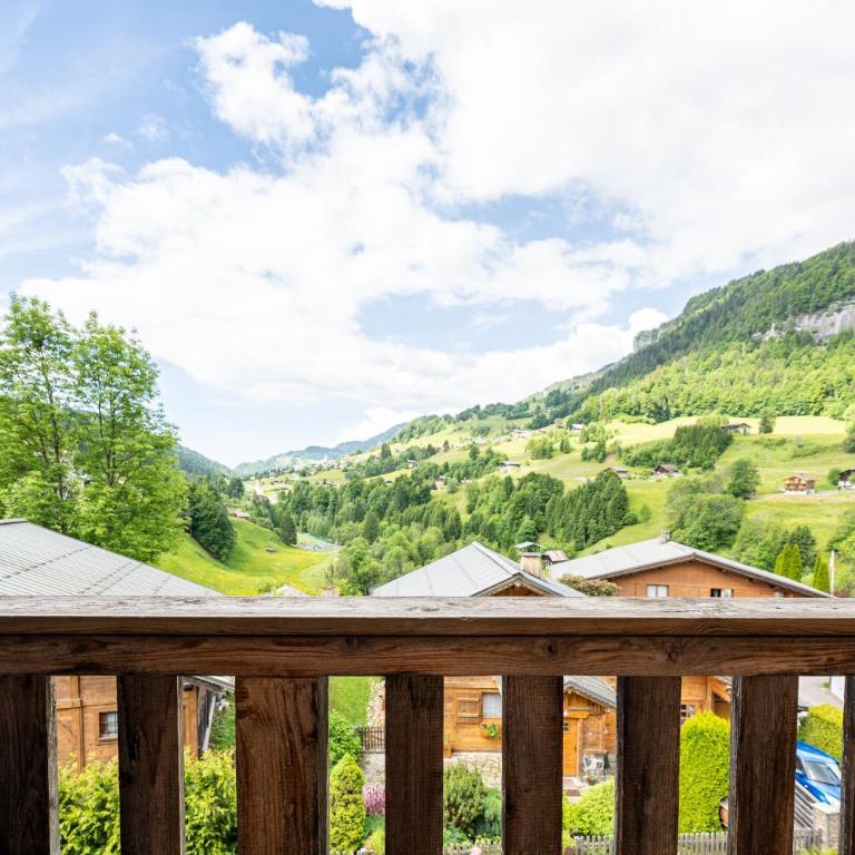 Les Chalets de la Revue - Appartement Supérieur - Vue sur Ville - 2
