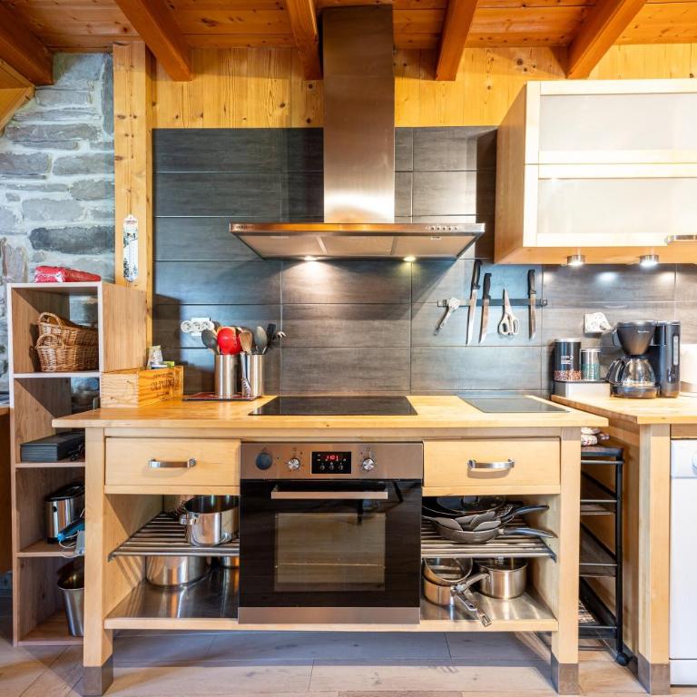 Les Chalets de la Revue - Appartement Supérieur - Vue sur Ville - 6