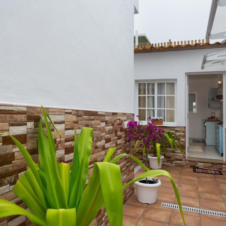 Los Abuelos 3 Icod - Two-Bedroom Apartment with Mountain View - 4