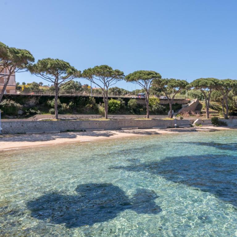 Casa Mabelle - Two-Bedroom House - 21