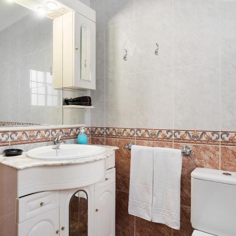 Los Ases - Apartment with Terrace - 19