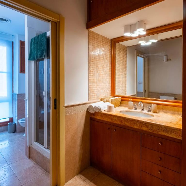 Giardino su Porta Portese - Appartamento con 2 Camere da Letto e Balcone - 17