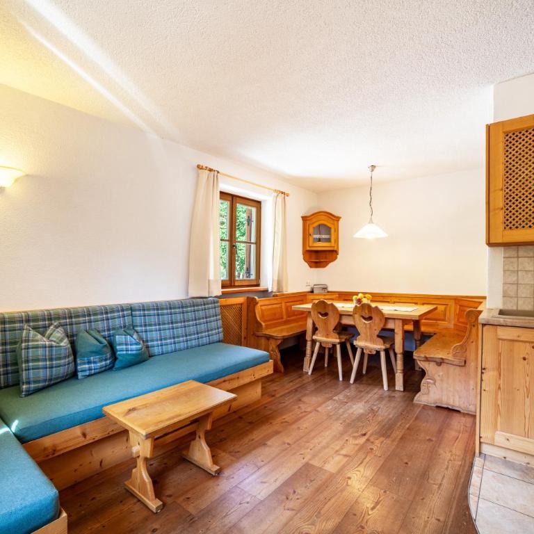 Hof am Schloss Apartement Enzian - Appartamento Deluxe con 2 Camere da Letto e Vista Giardino - 3