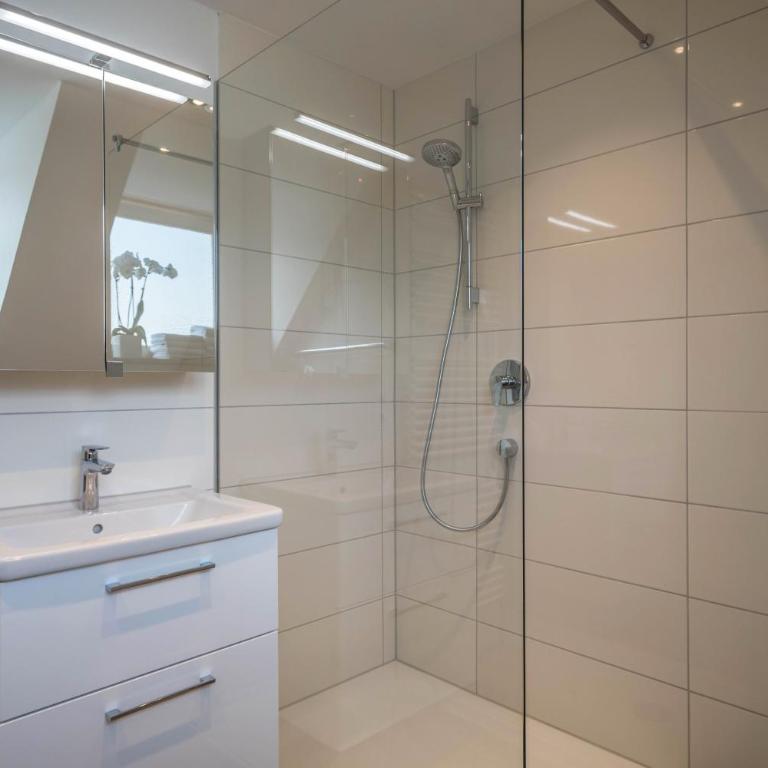 Ferienwohnung Konrad Schielin - Two-Bedroom Deluxe Apartment with Balcony - 15