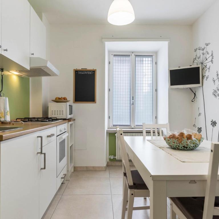 Appartamento Le Quattro Stagioni - Two-Bedroom Deluxe Apartment with Garden View - 2