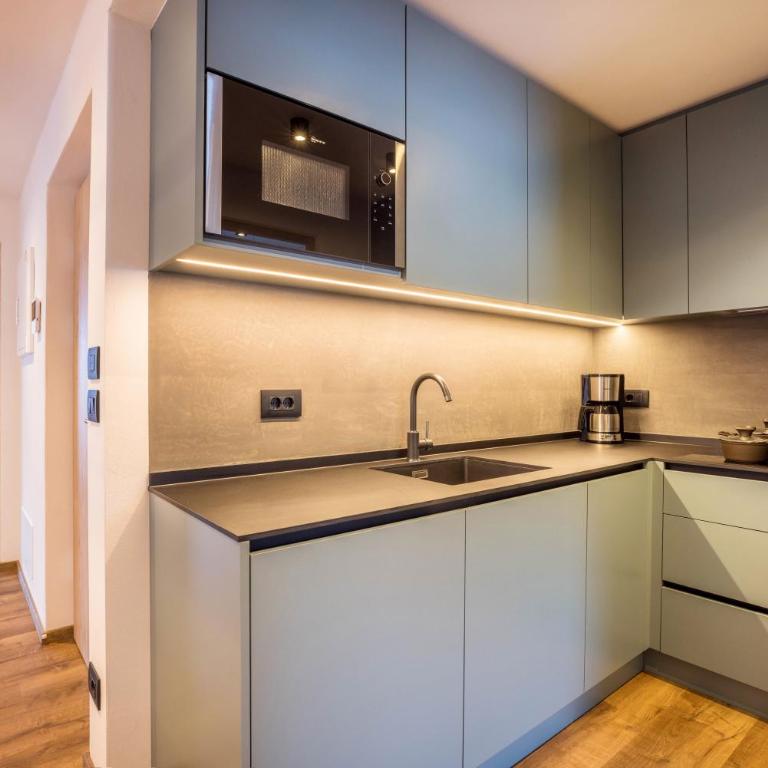 Apartments Armeri Blue Dolomites - Appartamento Deluxe con 2 Camere da Letto e Balcone - 11