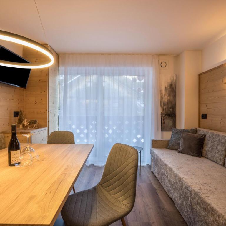 Apartments Armeri Blue Dolomites - Appartamento Deluxe con 2 Camere da Letto e Balcone - 2