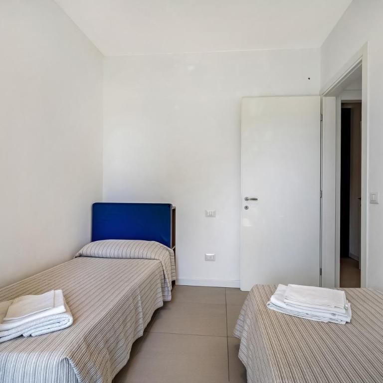 Residence Blu Village - Appartamento Deluxe con 2 Camere da Letto e Vista Giardino - 18