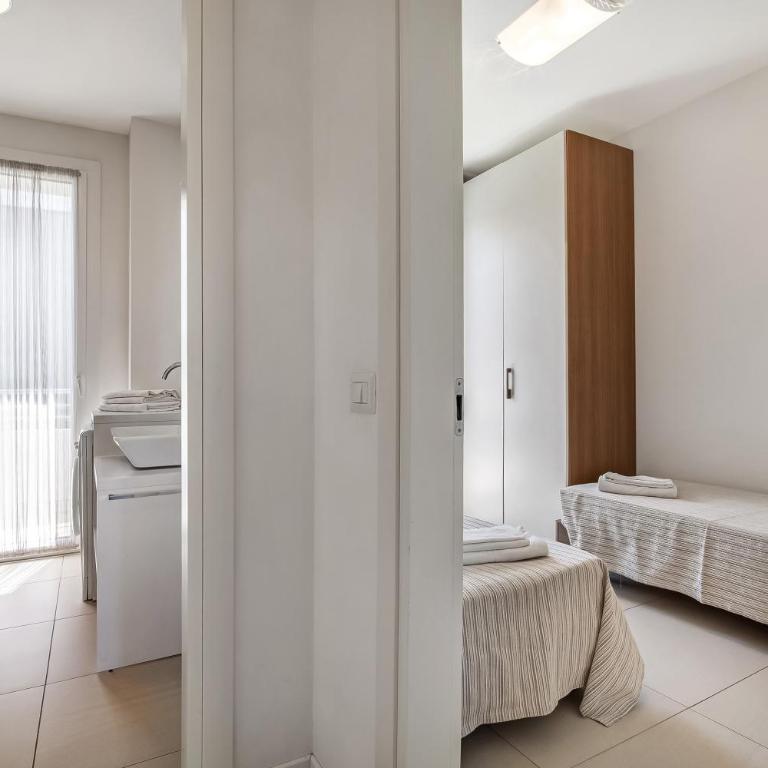 Residence Blu Village - Appartamento Deluxe con 2 Camere da Letto e Vista Giardino - 19