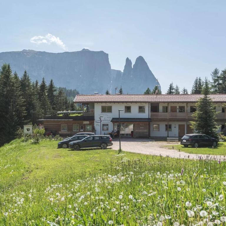 Sabina Dolomites Compatsch - Appartamento Deluxe con 2 Camere da Letto e Vista Giardino - 27