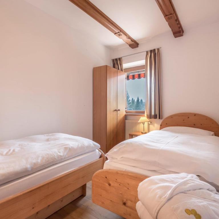 Sabina Dolomites Compatsch - Appartamento Deluxe con 2 Camere da Letto e Vista Giardino - 12