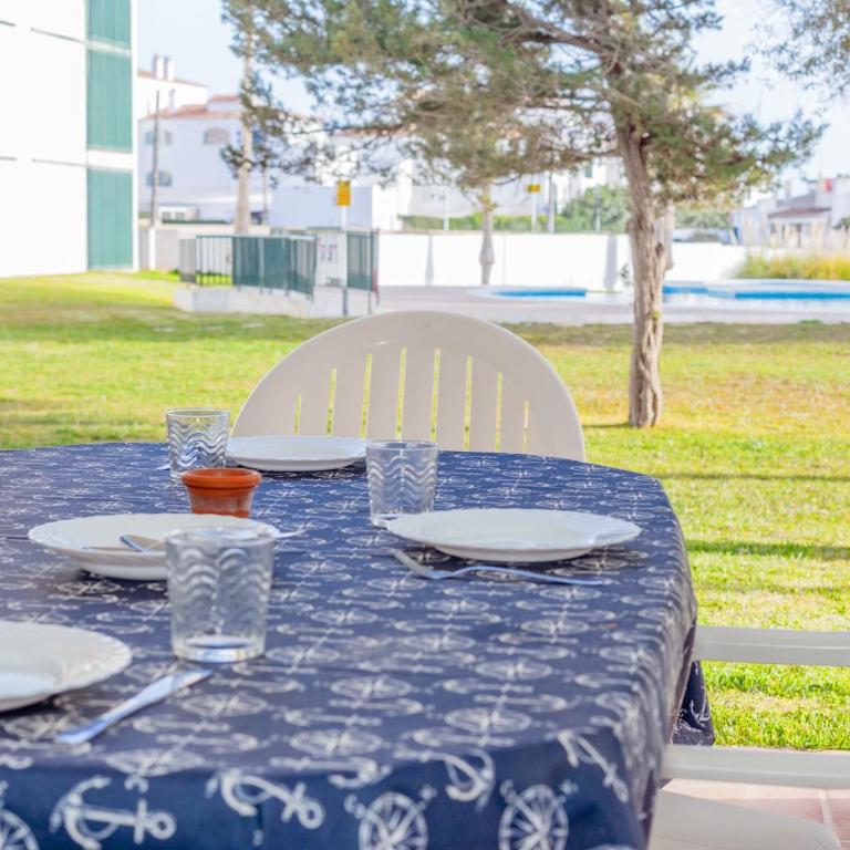 Apartamento Cala´n Bosch Planta Bj - Apartamento Deluxe de 2 dormitorios con vistas al jardín - 23