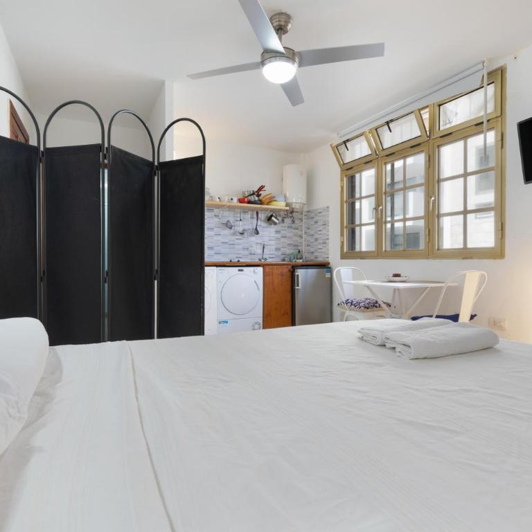 Central Bright Studio - Apartamento con ducha - 3