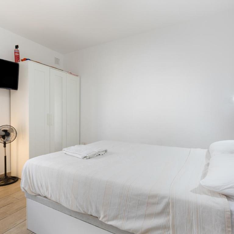 Central Bright Studio - Apartamento con ducha - 12