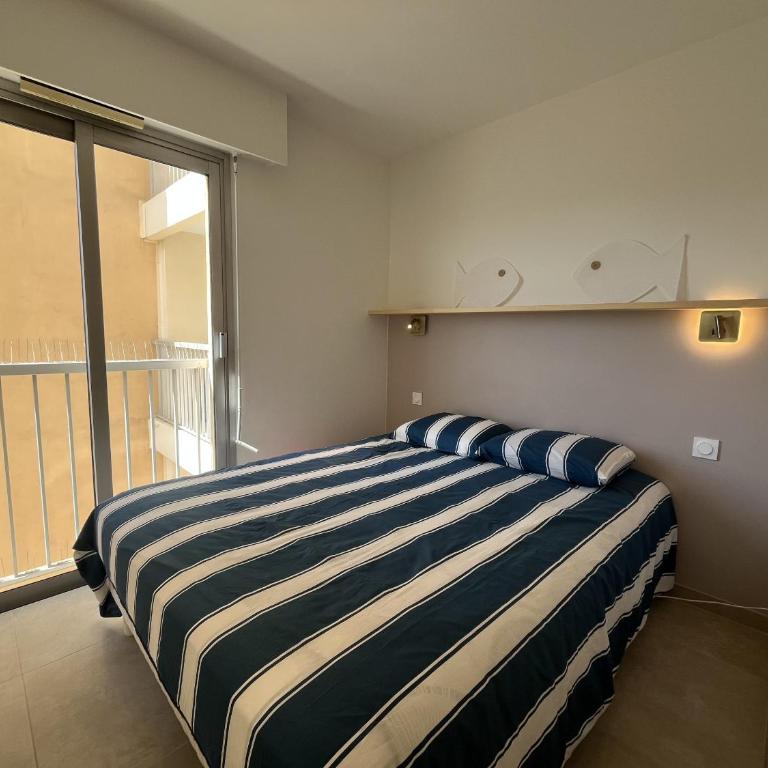 Incroyable vue sur mer pour ce T2 avec cabine, Le Capitole - Apartment with Sea View - 8