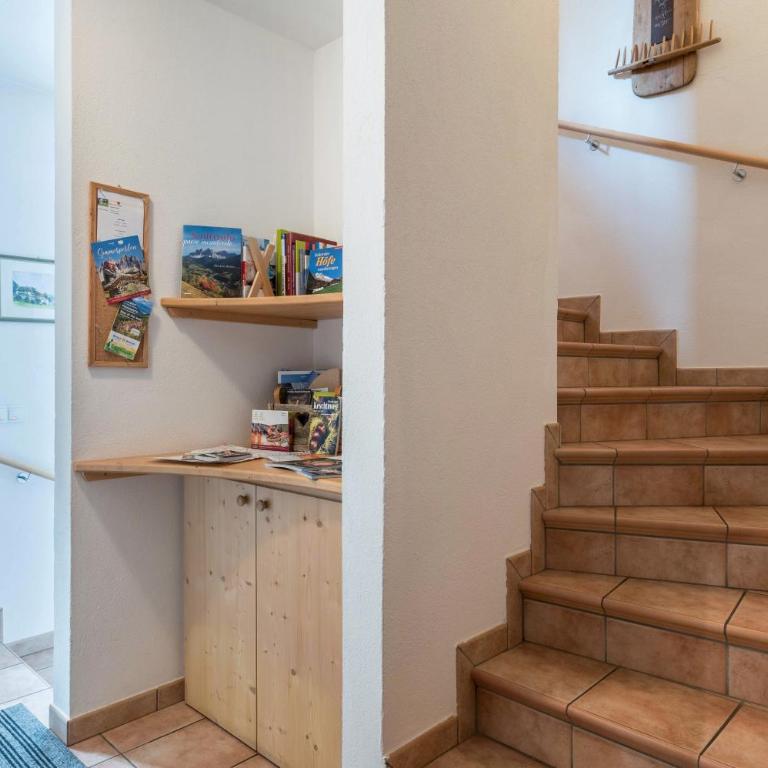 Woehrmannhof Apt Birnblüte - Two-Bedroom Deluxe Apartment with Garden View - 12