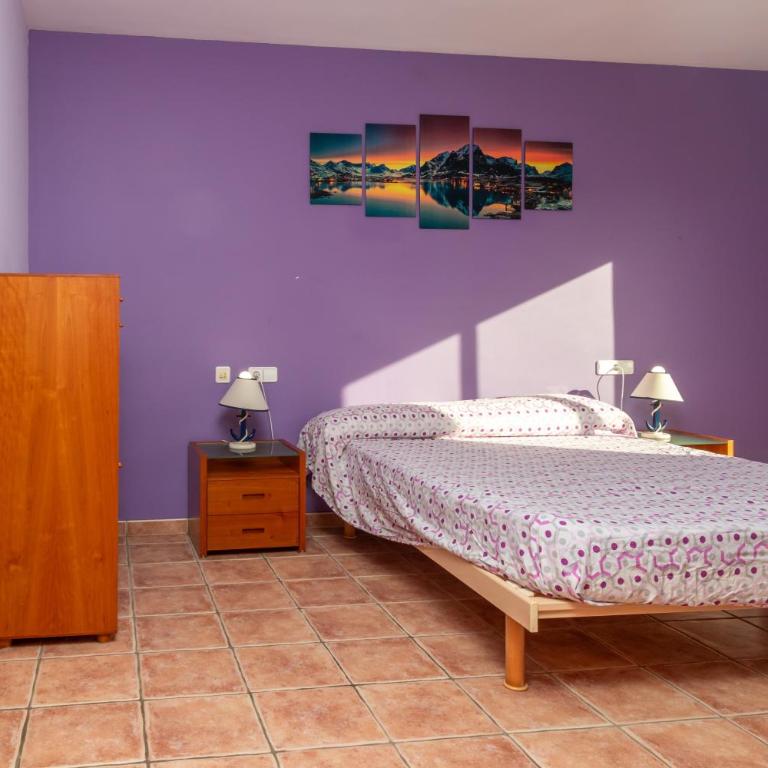 Casa con piscina - Three-Bedroom House - 11