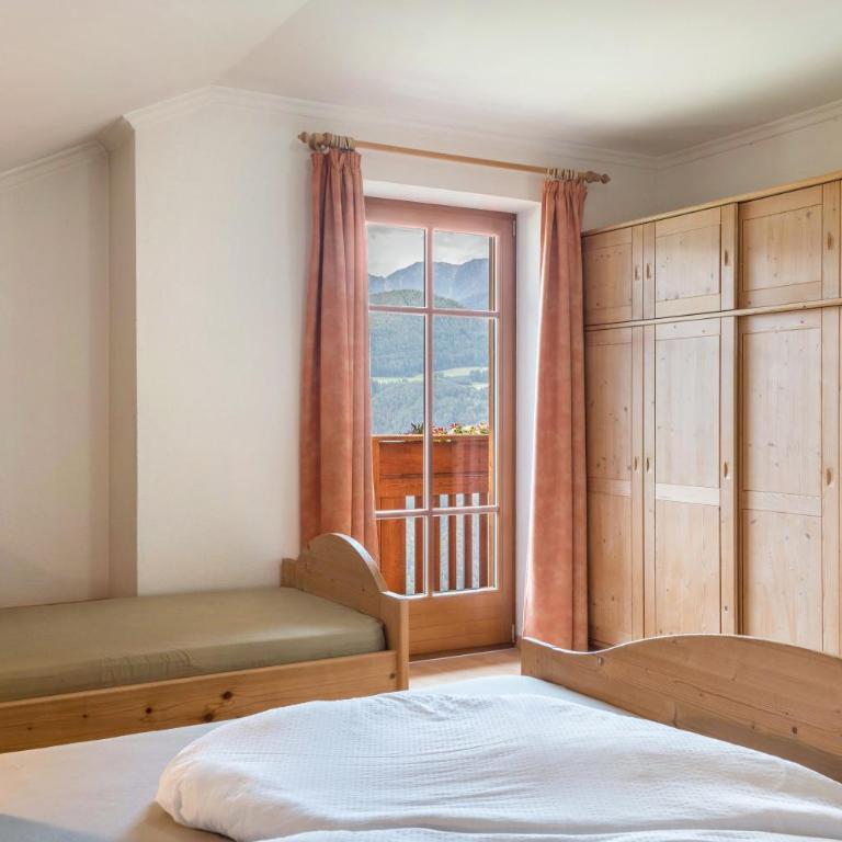 Woehrmannhof Apt Birnblüte - Two-Bedroom Deluxe Apartment with Garden View - 16