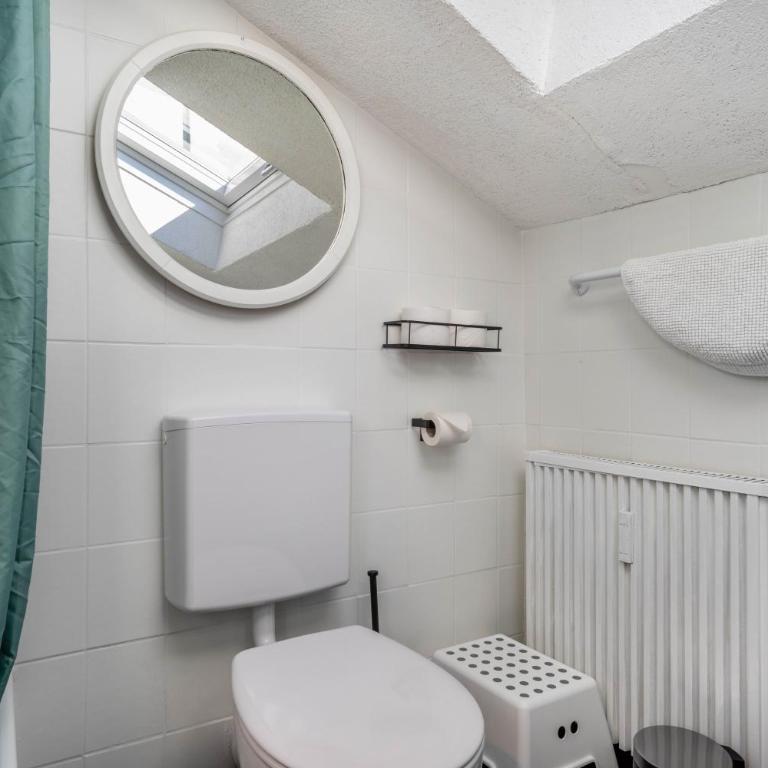 Haus Sonnenhang Wohnung 2 - Deluxe-Apartment mit 2 Schlafzimmern und Gartenblick - 19