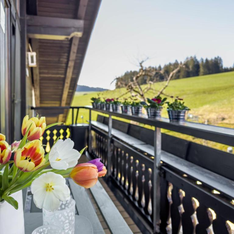 Haus Sonnenhang Wohnung 2 - Deluxe-Apartment mit 2 Schlafzimmern und Gartenblick - 20