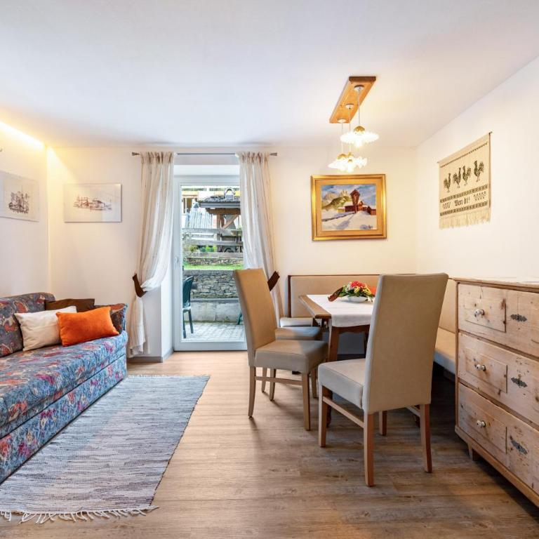 Ciasa Majonade Pozza di Fassa tipo1 - Appartamento Deluxe con 2 Camere da Letto e Vista Giardino - 10