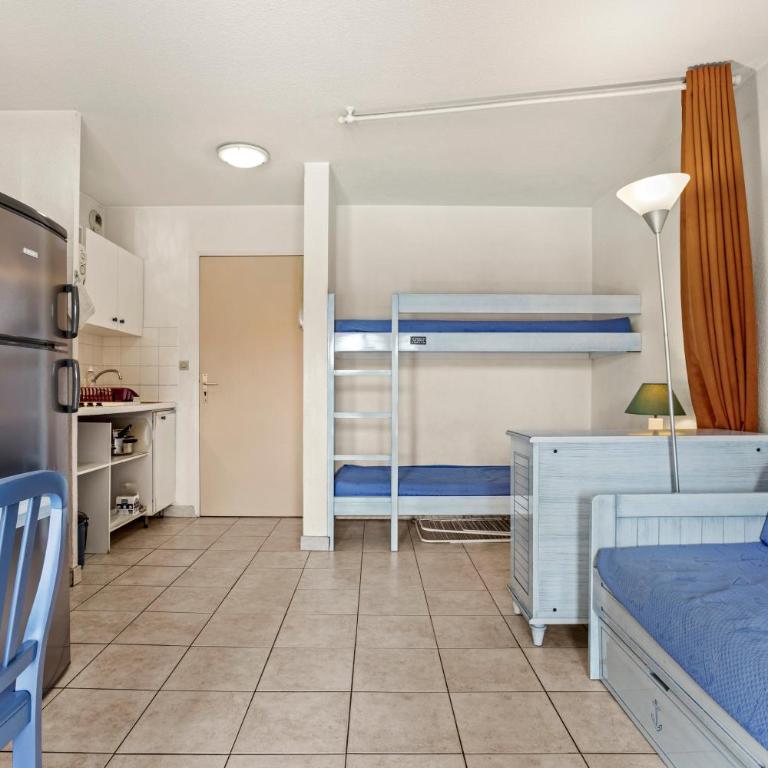 T2 Meublé 38m² loggia 6 pers maxi - One-Bedroom Apartment with Garden - 8