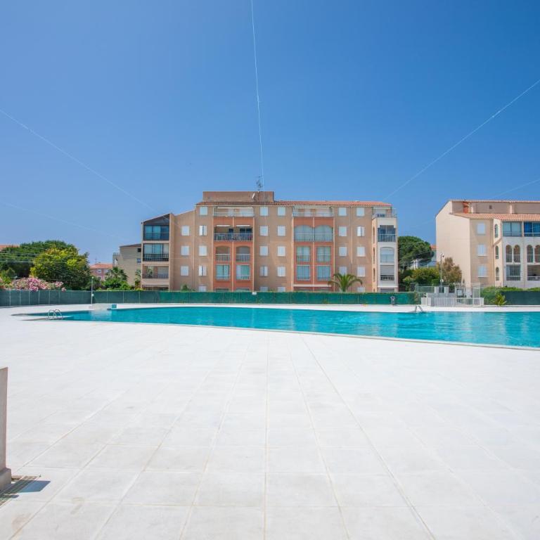 T2 Meublé 38m² loggia 6 pers maxi - One-Bedroom Apartment with Garden - 17