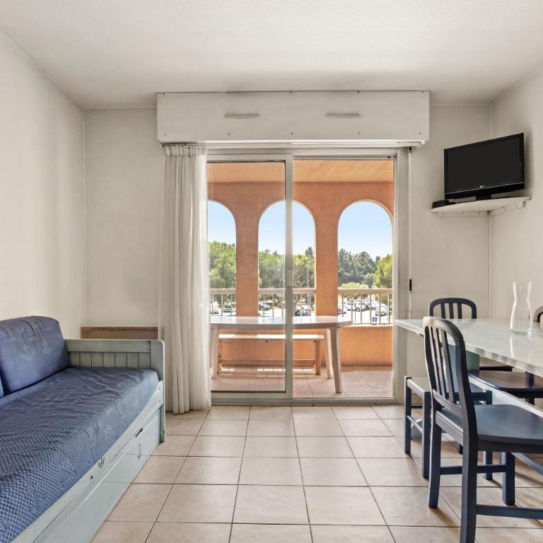 T2 Meublé 38m² loggia 6 pers maxi - One-Bedroom Apartment with Garden - 2