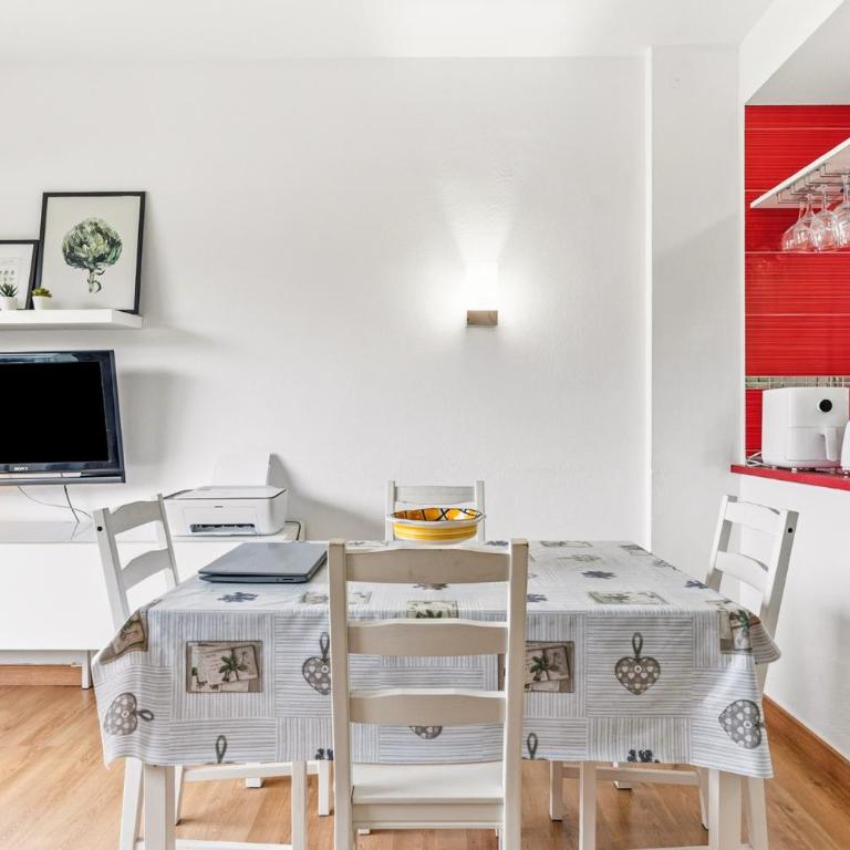 Francysara Holiday - Apartamento Superior con vistas a la ciudad - 4