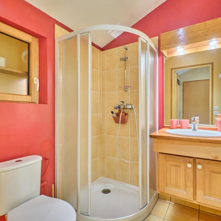 Gîte Les Bambous - Chambre Quadruple avec Douche - 14