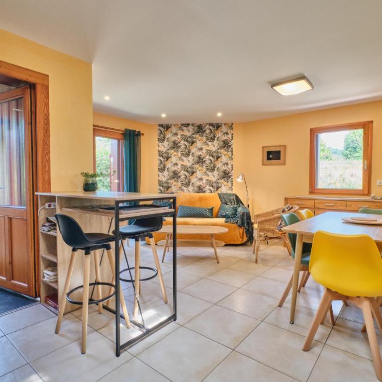 Gîte Les Bambous - Chambre Quadruple avec Douche - 3