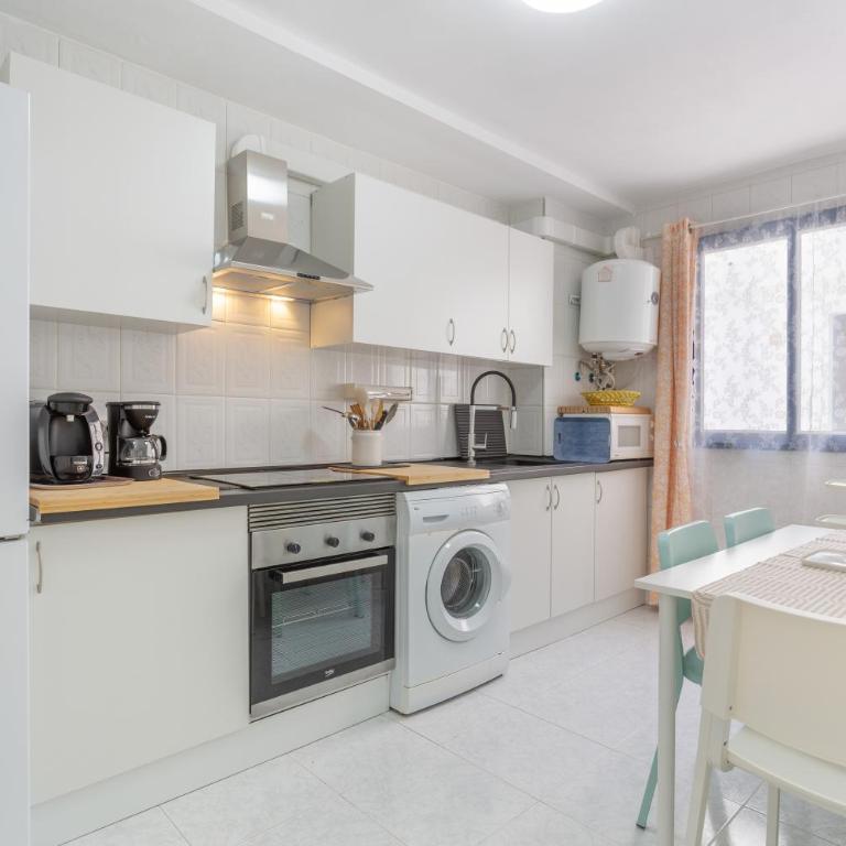 Retama - Apartamento Deluxe de 2 dormitorios con vistas al mar - 4
