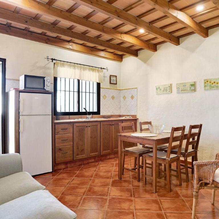 Apartamento Marta - Habitación Cuádruple Superior - 2