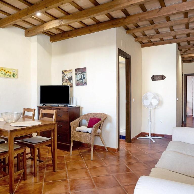 Apartamento Marta - Habitación Cuádruple Superior - 1