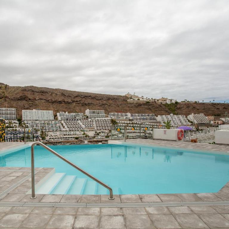 Sun and serenity pool wifi - Superior Apartment with City View - 5