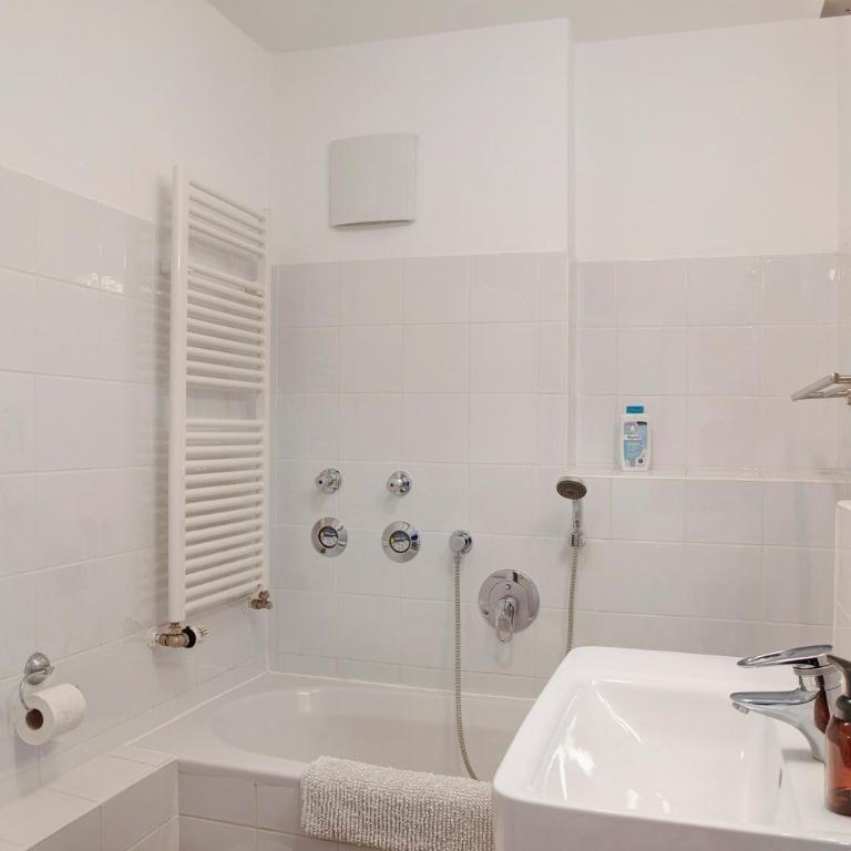 Apartment zum Wohlfühlen - Deluxe-Apartment mit 2 Schlafzimmern und Gartenblick - 16