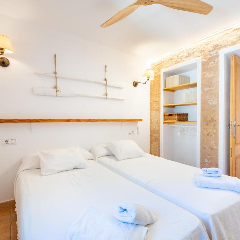 Marina Ses Covetes - Three-Bedroom House - 16