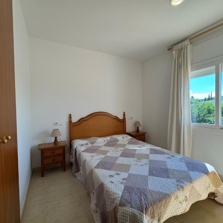 Casa con piscina comunitaria - Casa - 4