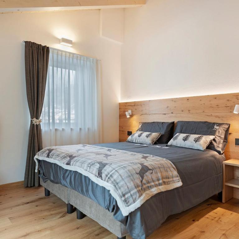 Alpen Blumen - Appartamento Deluxe con 2 Camere da Letto e Vista Giardino - 1