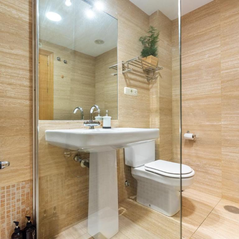 vistas panóramicas Calle Larios - Apartamento Premium de 3 dormitorios con balcón - 24