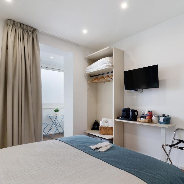 Anita Rooms Bari - Camera Queen Standard - 5